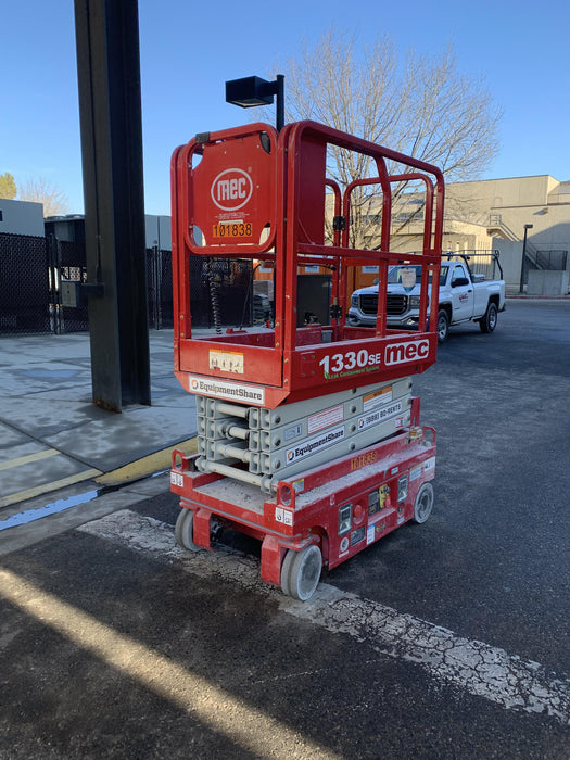 2020 MEC 1330SE Solid NM Tires, Steel Swing out Doors, LCS, Beacon, 900W Invertor