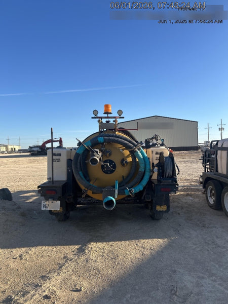 2019 Vac-Tron LP573XDT 24Hp Kohler Diesel, 500 Gal Debris Tank, 500 CFM Vacuum Pump, x2 100 Gal Water Tanks
