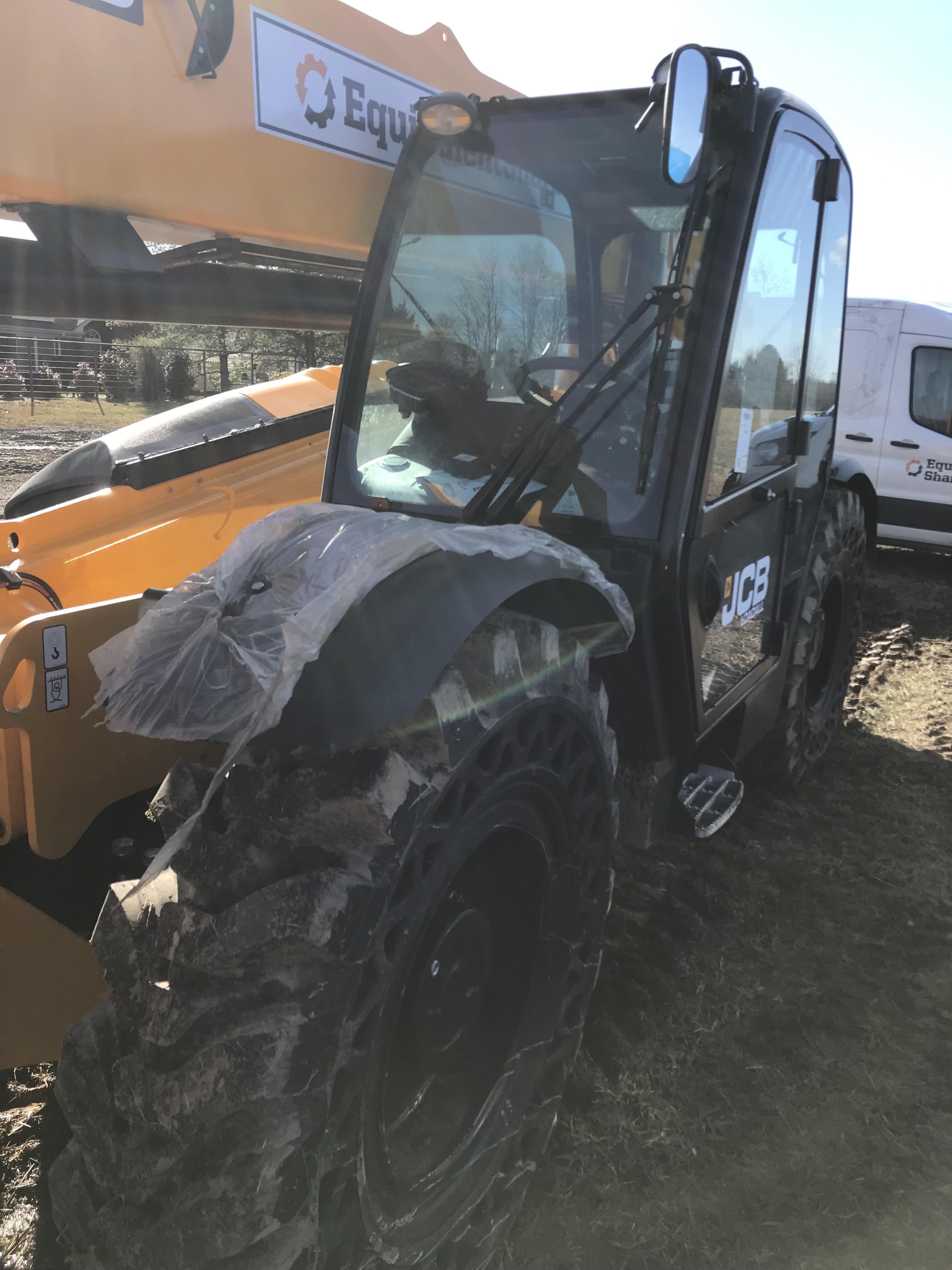 2023 JCB 512-56