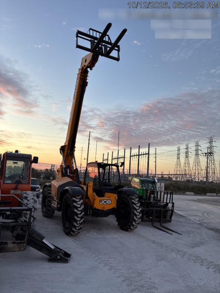 2020 JCB 509-42 Canopy, Solid Tires, Work Lights, Beacon, Aux Hydraulics, Back up Alarm, Lifting Eye, ES Decals