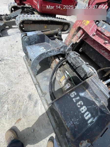 2020 PALADIN 76" Scrap Grapple Bucket - Paladin