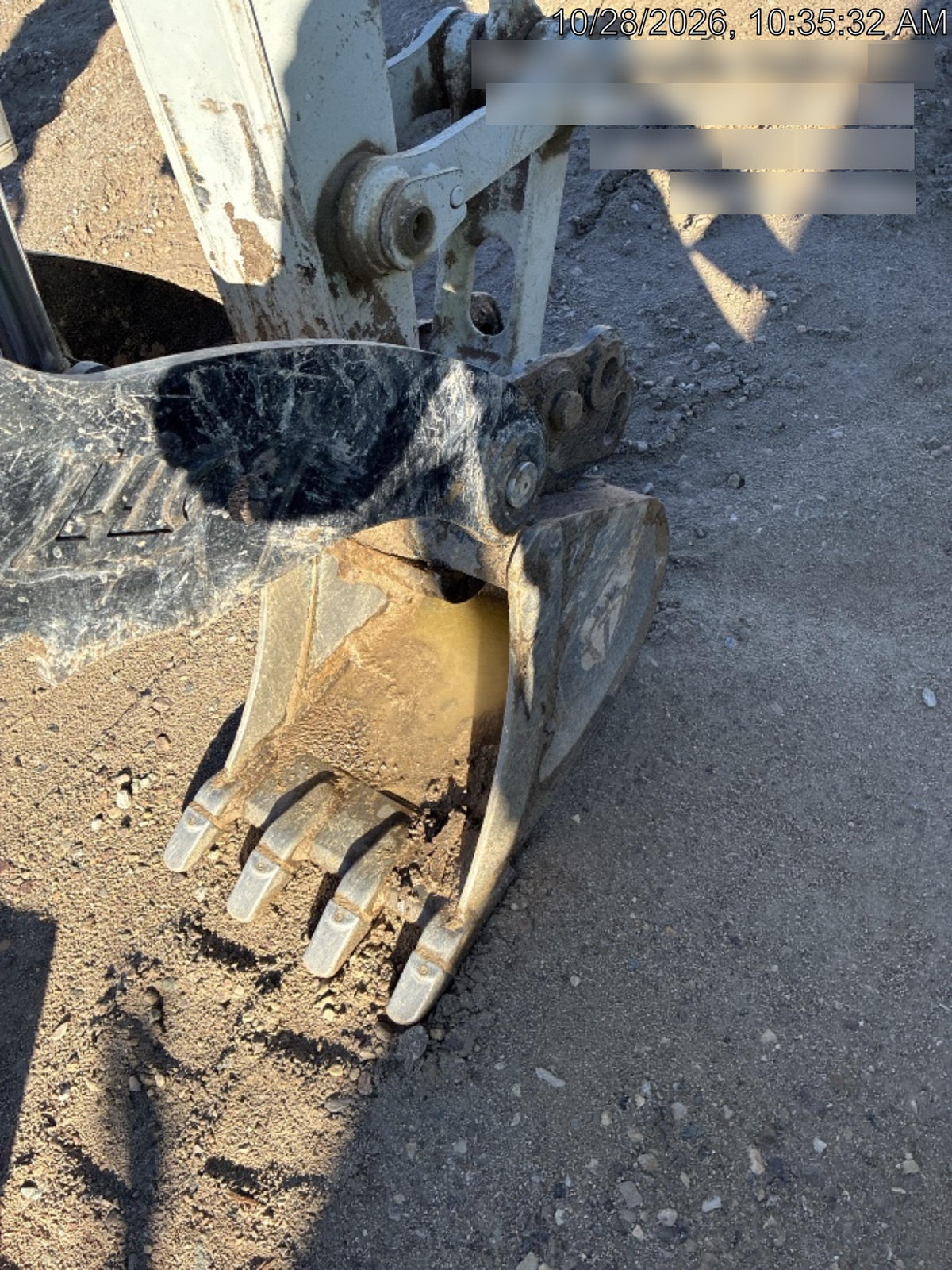 2025 TAKEUCHI TB250-2CR