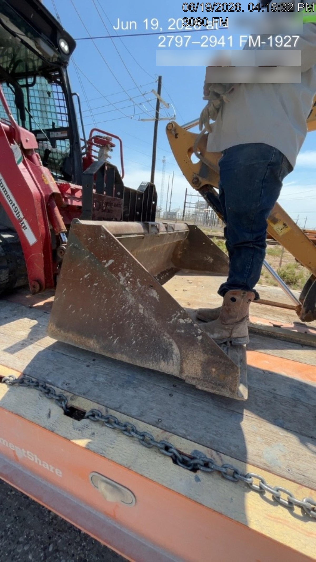 2023 TAKEUCHI TL10V2-CR