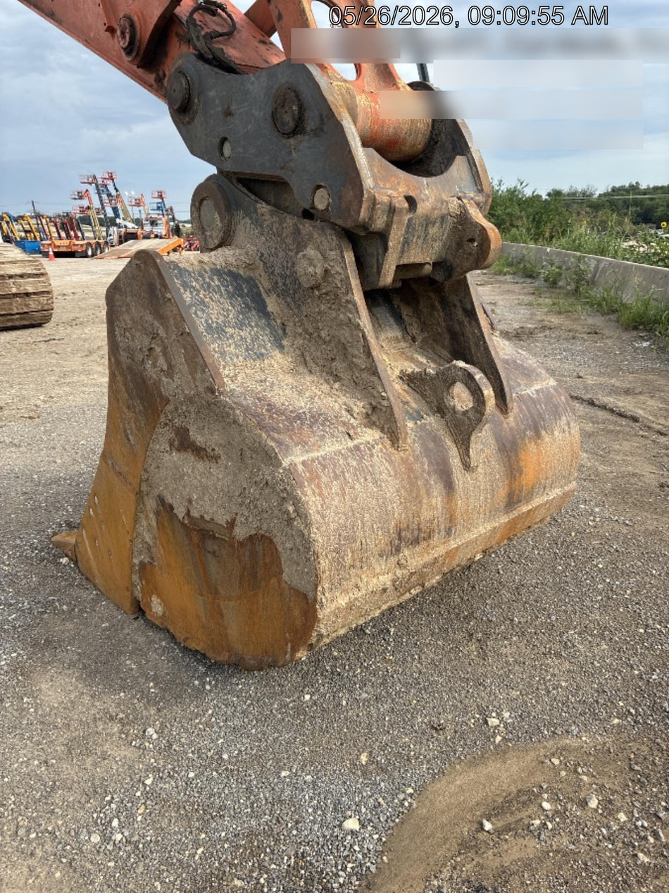 2025 HITACHI Bucket 60" HD, Excavator 110,000 - 120,000 Hitachi