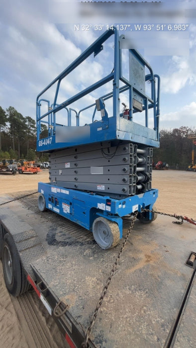 2019 Genie GS-4047 Folding rails with half height swing gate