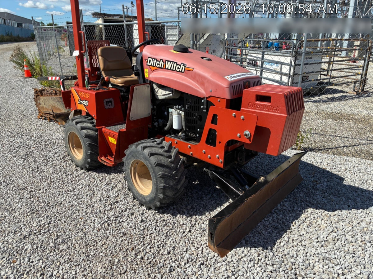 2022 DITCH WITCH RT45A