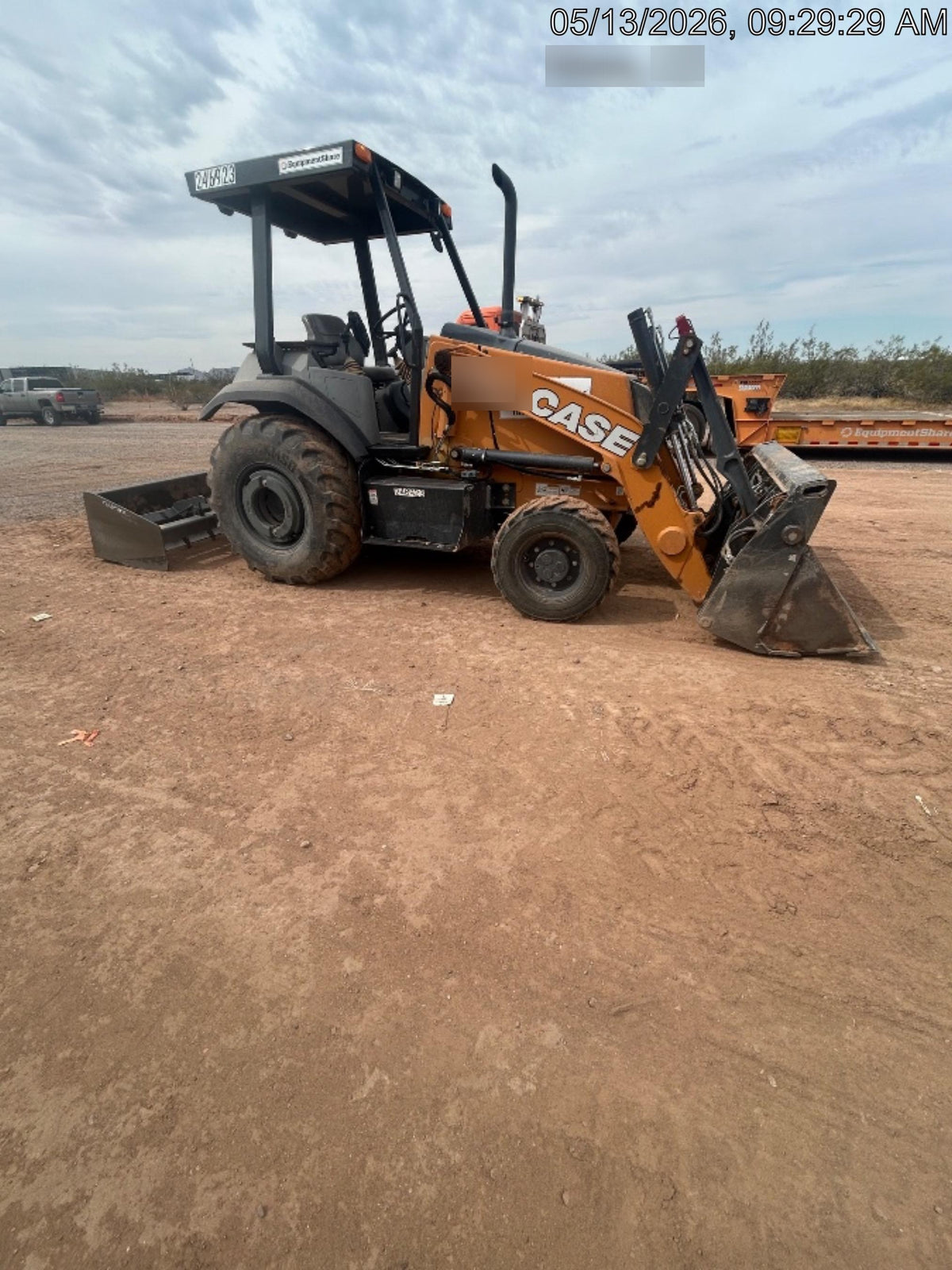 2022 CASE 570N EP