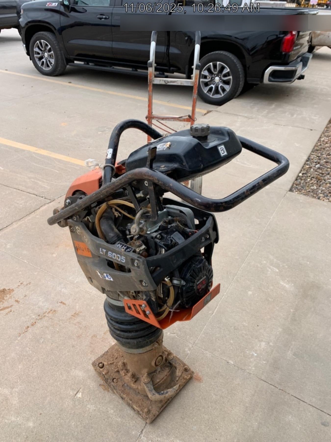 2024 HUSQVARNA LT6005