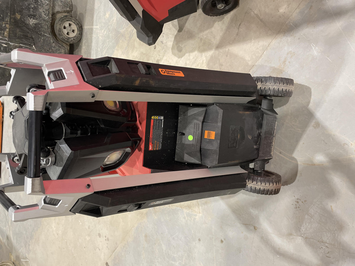 2022 MILWAUKEE MXF041-1XC
