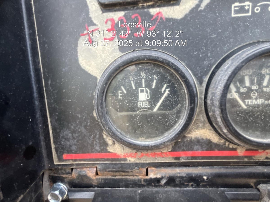 2019 Lincoln Electric Vantage 322 Welder Ready-Pak 3, Two wheel trailer, Fender and Light kit, Cable Rack