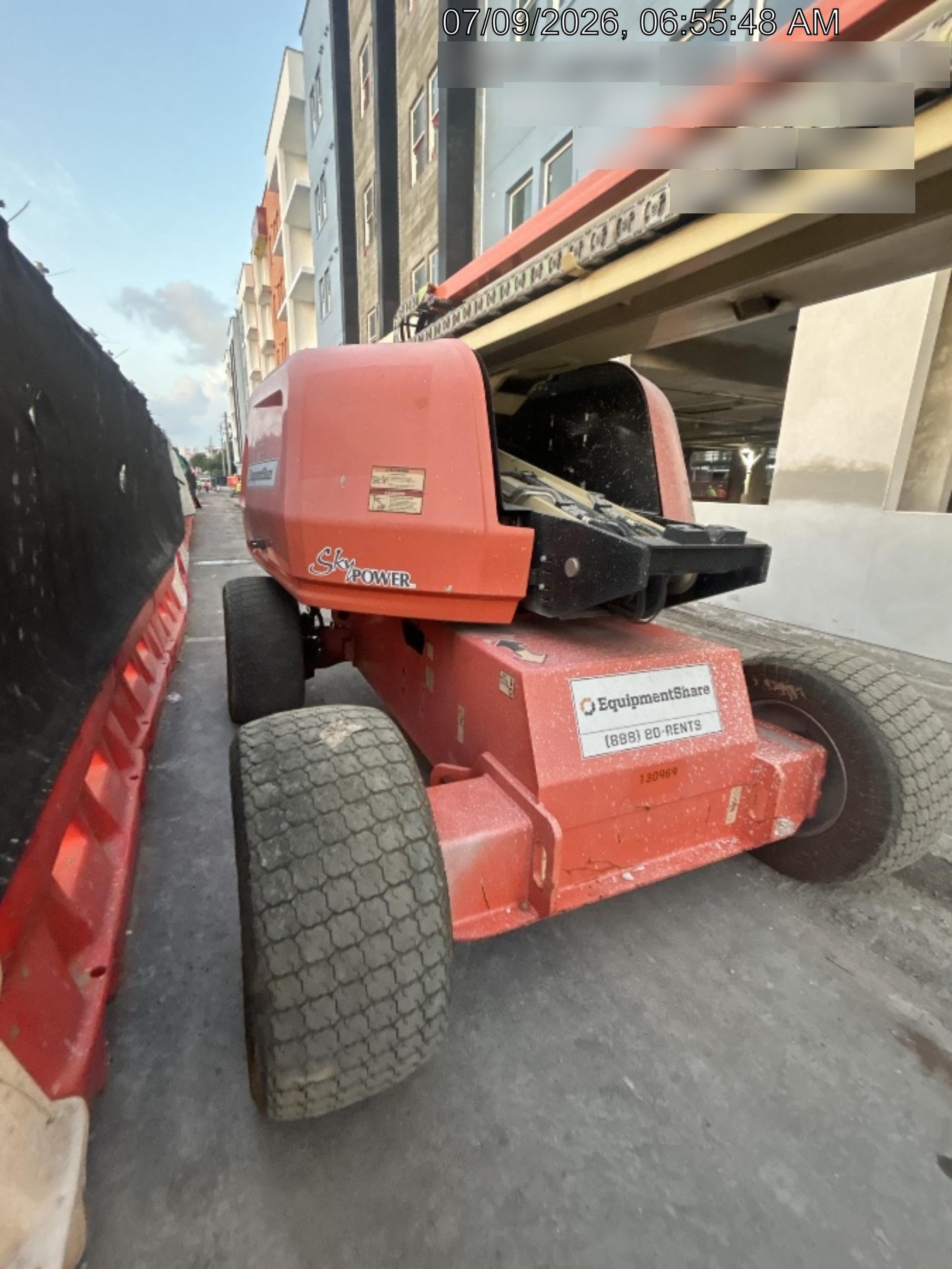 2021 JLG 660SJ