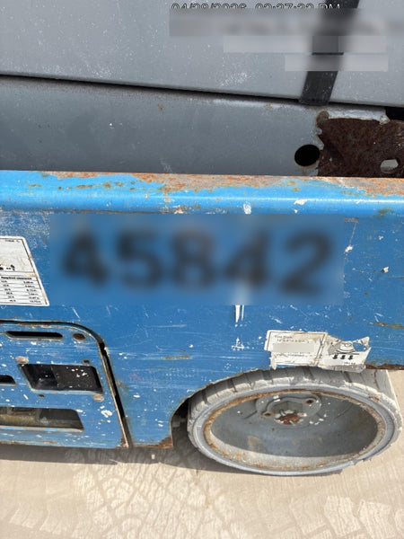 2019 Genie GS-1930 Fixed rails with chain Entry
