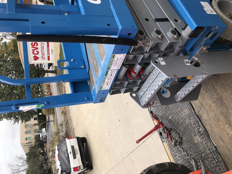 2019 Genie GS-1930 Fixed rails with chain Entry