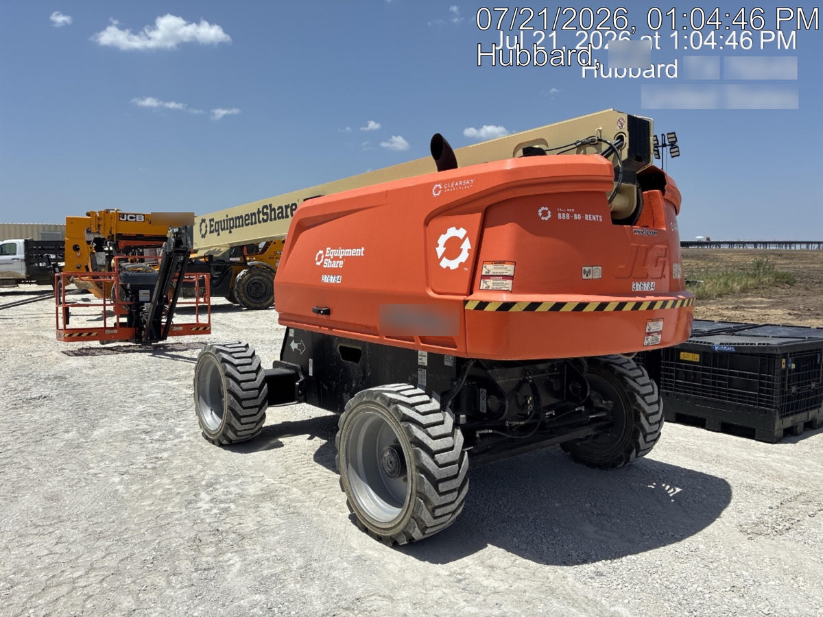 2023 JLG 660SJ