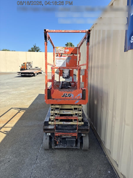 2023 JLG ES1932