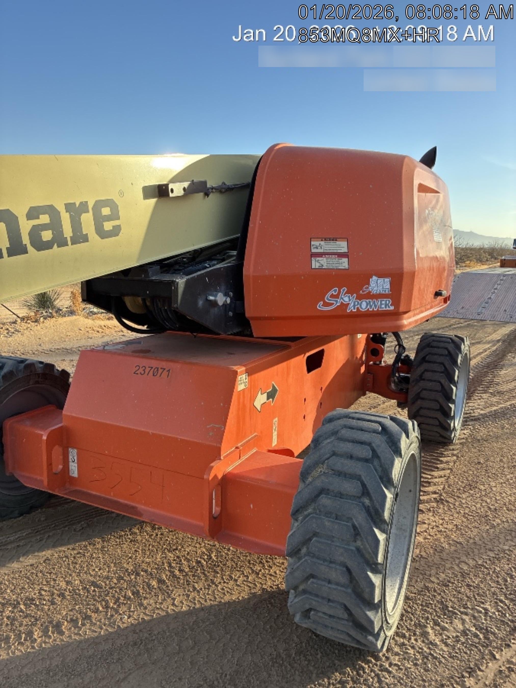 2022 JLG 600S
