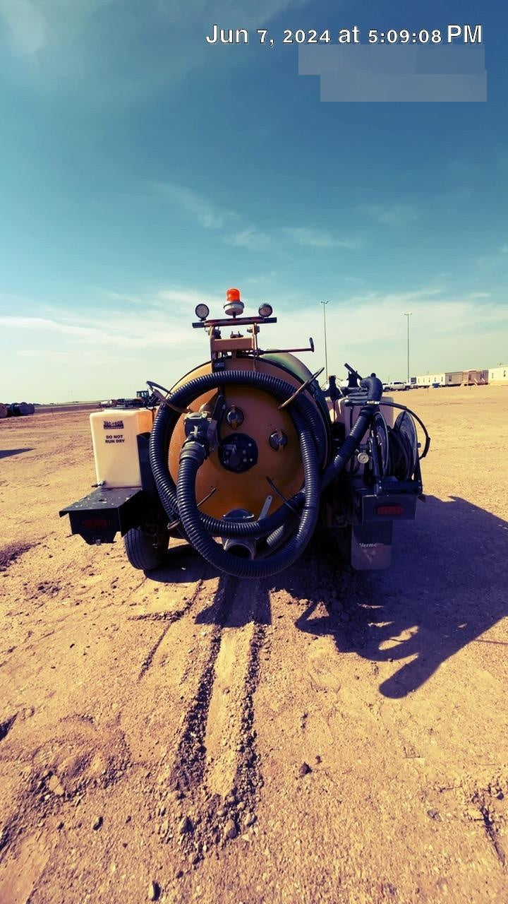 2019 VAC-TRON LP573XDT