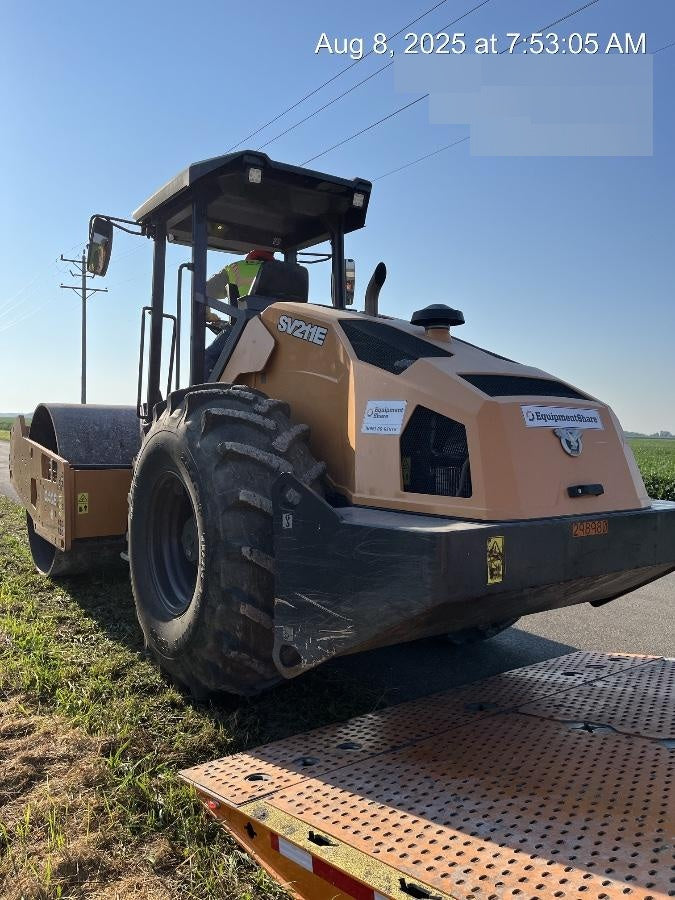 2023 CASE SV211E