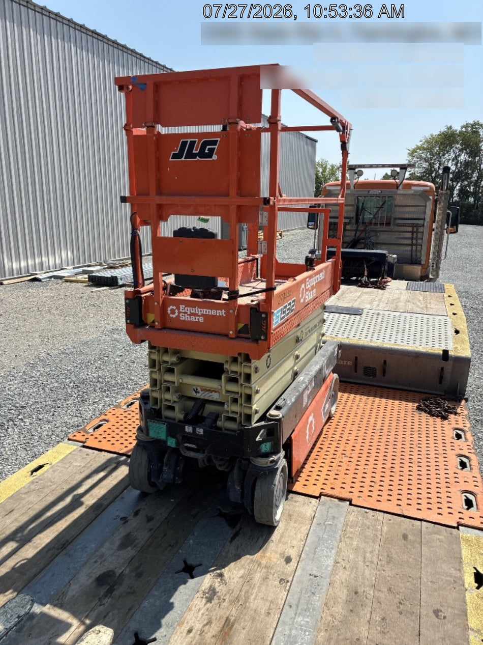 2022 JLG ES1932