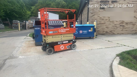 2022 JLG ES1932
