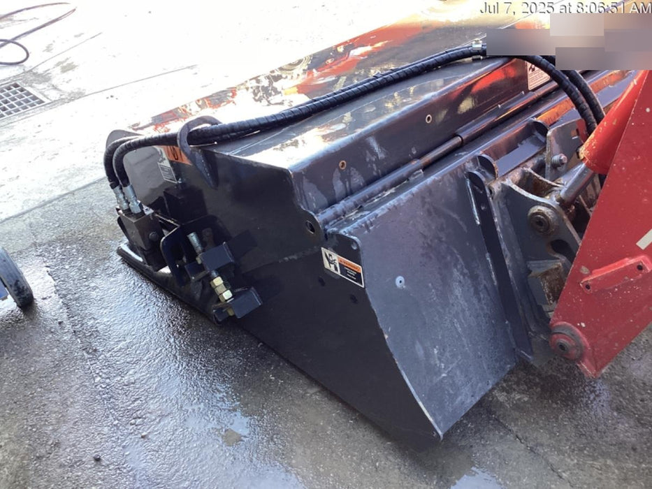 2020 PALADIN Sweepster SB72