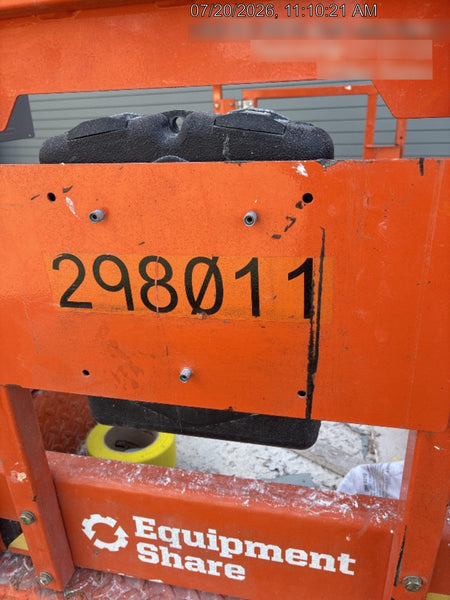 2023 JLG ES1932