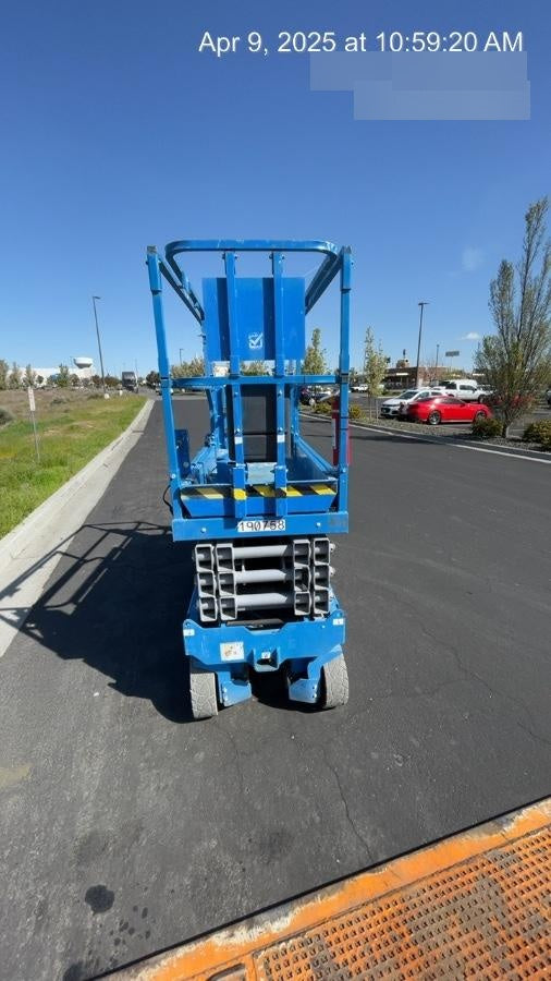 2021 GENIE GS-2632