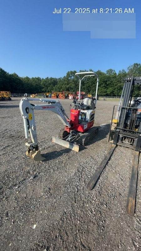2022 TAKEUCHI TB210R