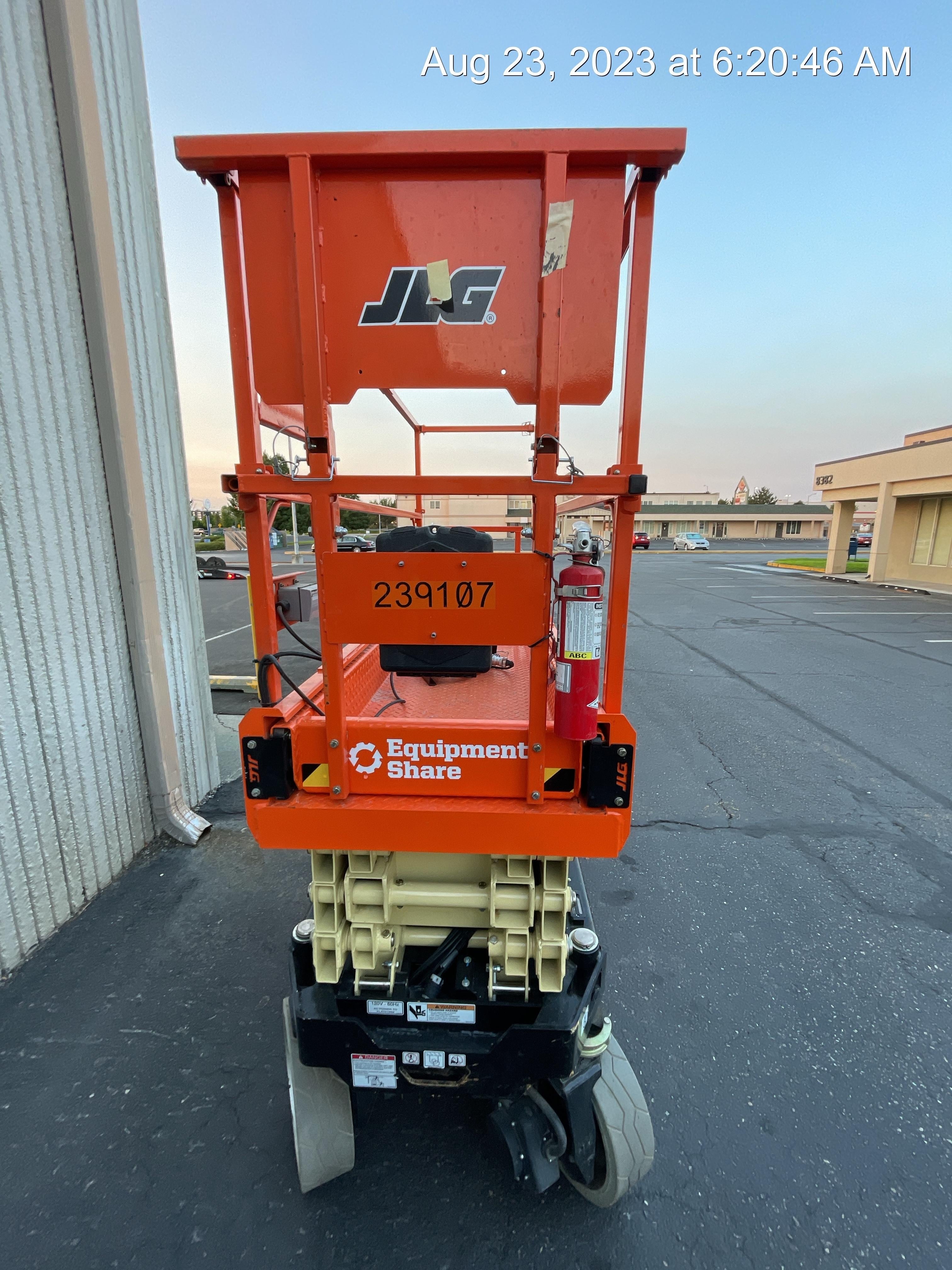 2022 JLG ES2632