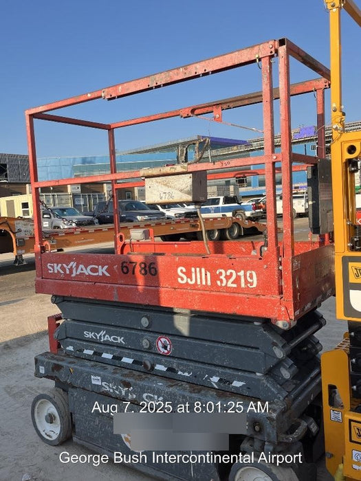 2018 SKYJACK SJIII-3219