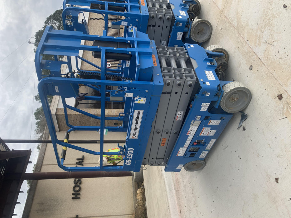 2020 Genie GS-1930 Fixed rails with chain entry gate - Pre A92.20