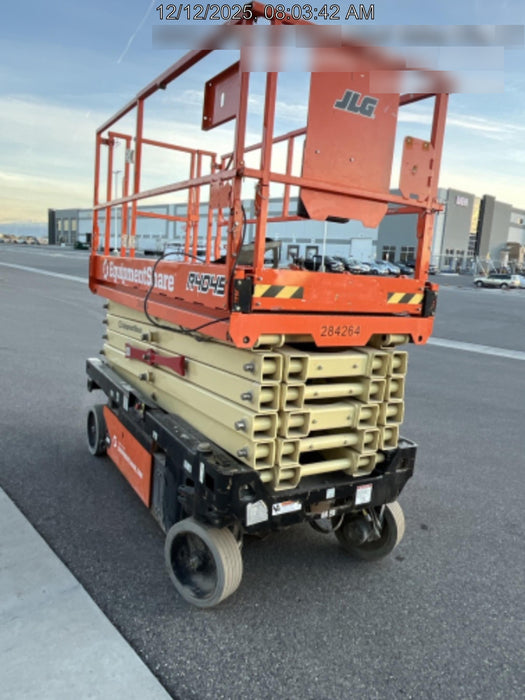 2022 JLG R4045