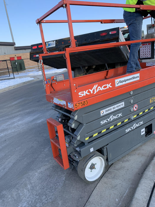 2017 Skyjack SJIII-3226 Standard Rental Specs