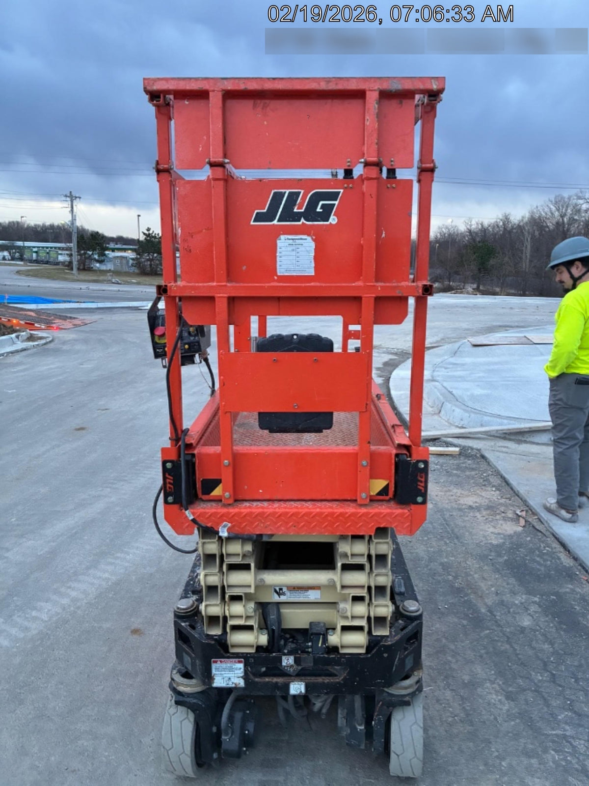 2021 JLG ES1932