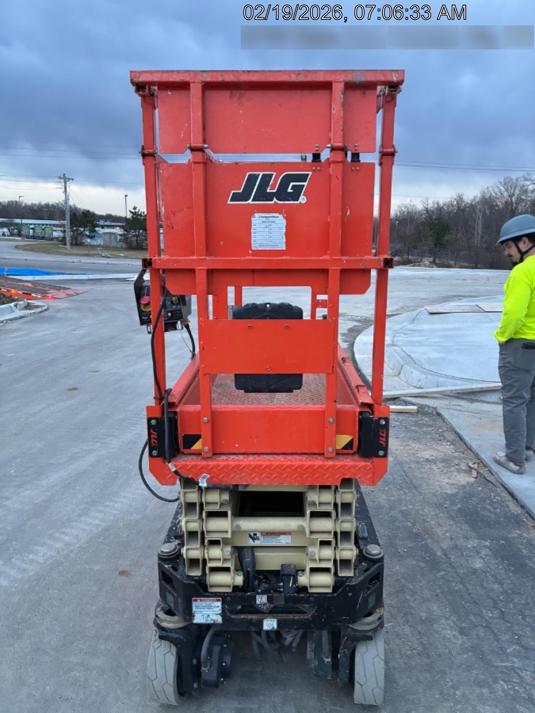 2021 JLG ES1932