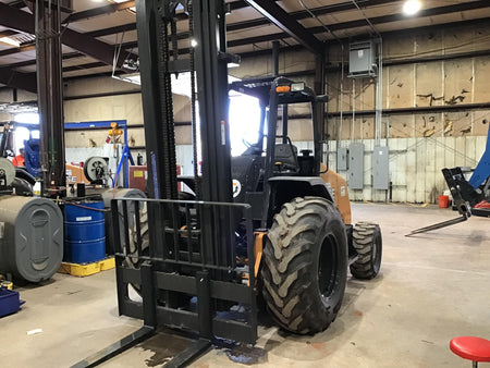 2019 CASE 588H