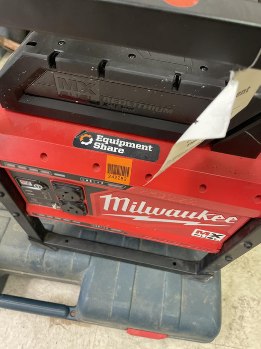 2022 MILWAUKEE MXF002-2XC