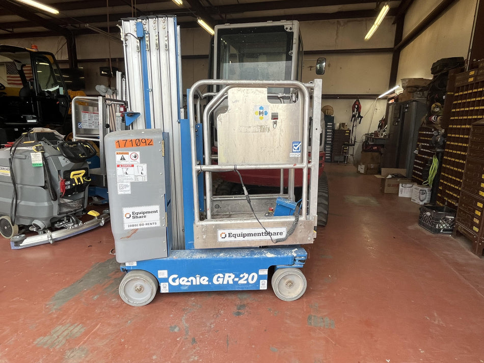 2021 GENIE GR-20