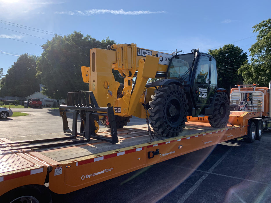 2020 JCB 510-56 Cab/Heat/Air, Solid Tires, Work Lights, Beacon, Aux Hydraulics, Back up Alarm, Lifting Eye, ES Decals