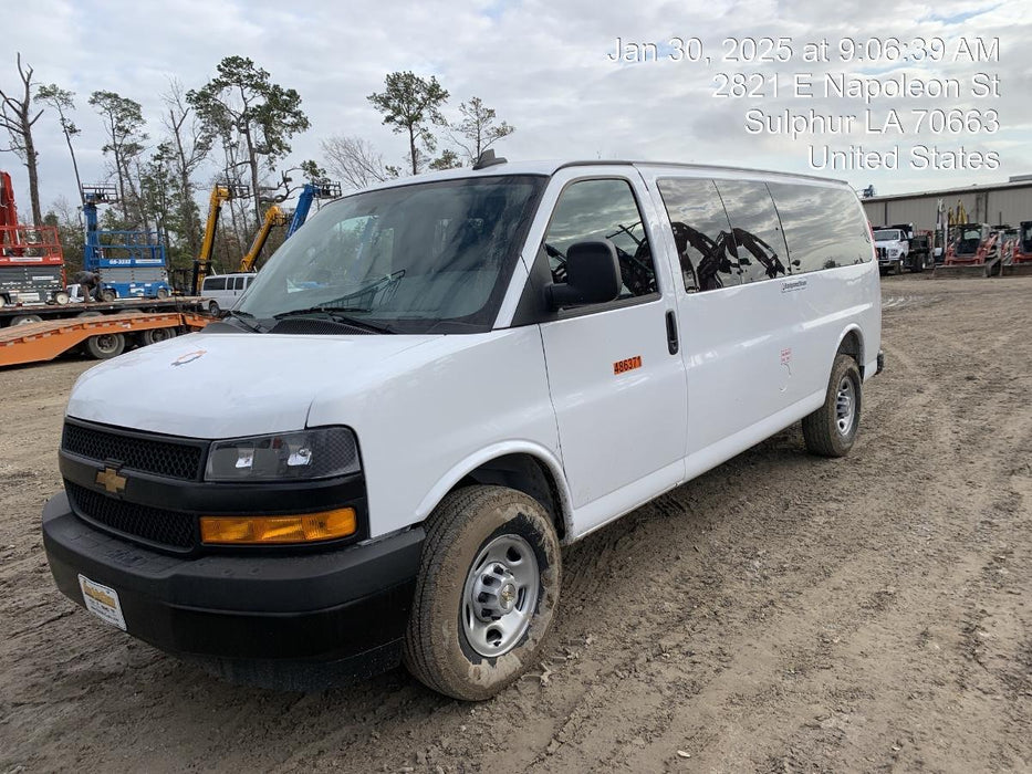 2025 CHEVROLET Express Van - Rental