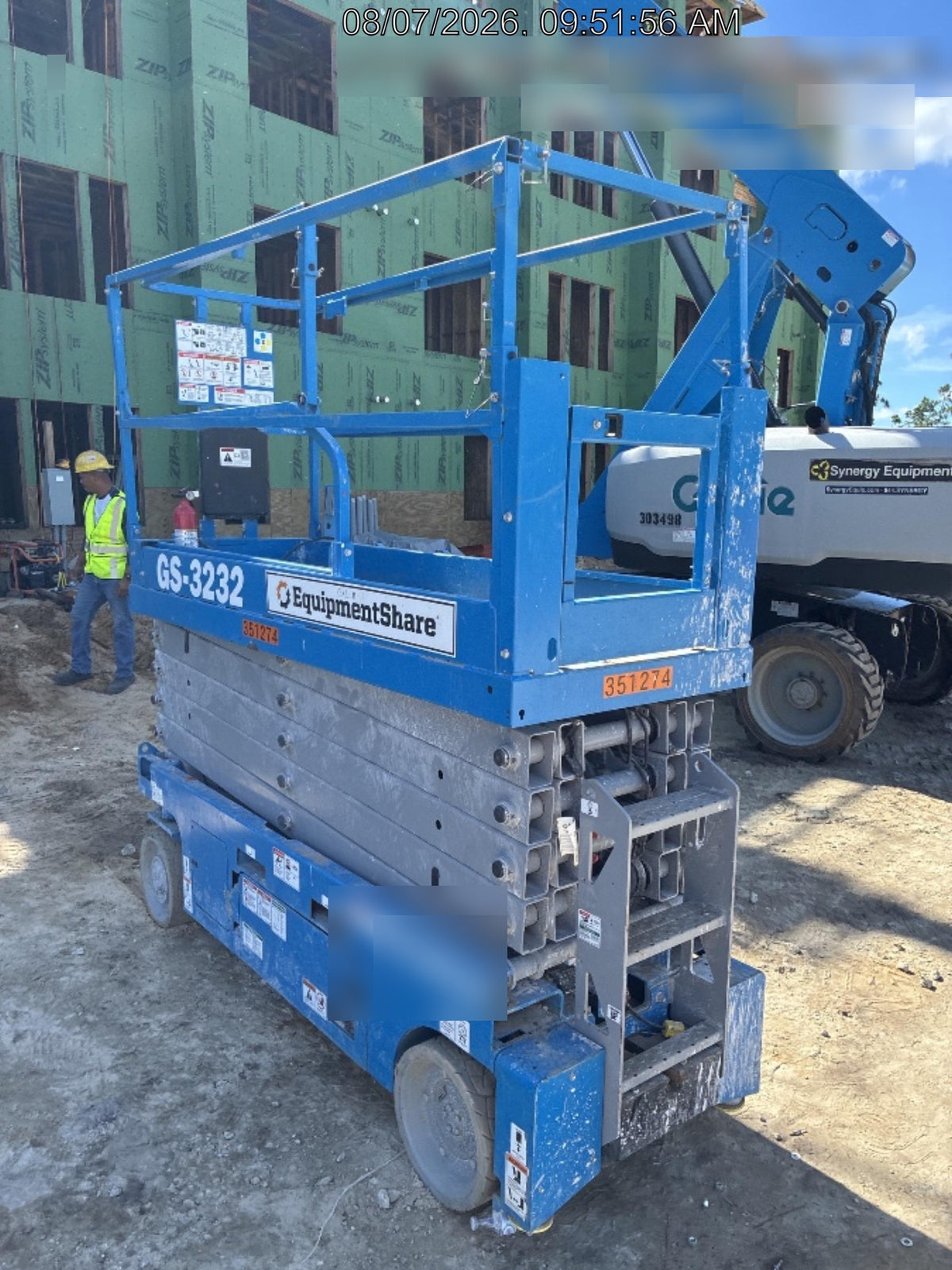 2023 GENIE GS-3232