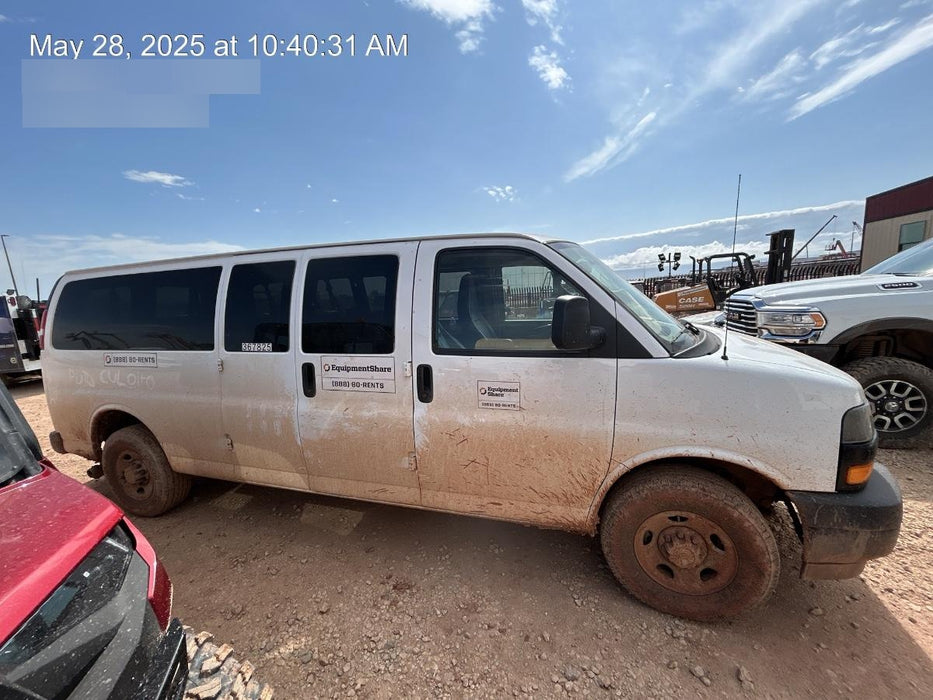 2023 CHEVROLET Express Van - Rental