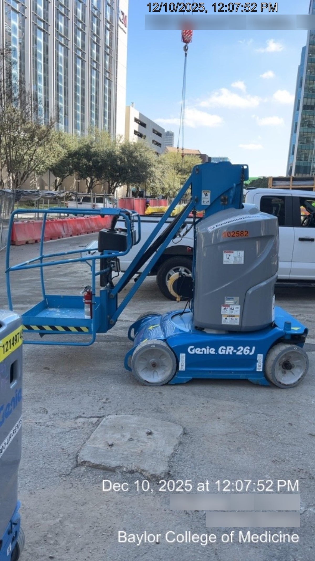 2020 GENIE GR-26J