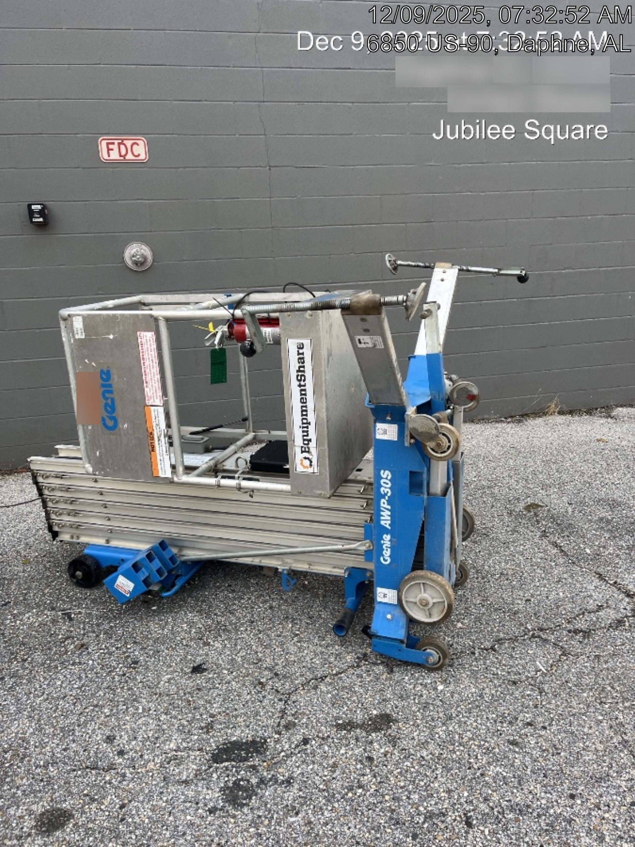2019 GENIE AWP-30S