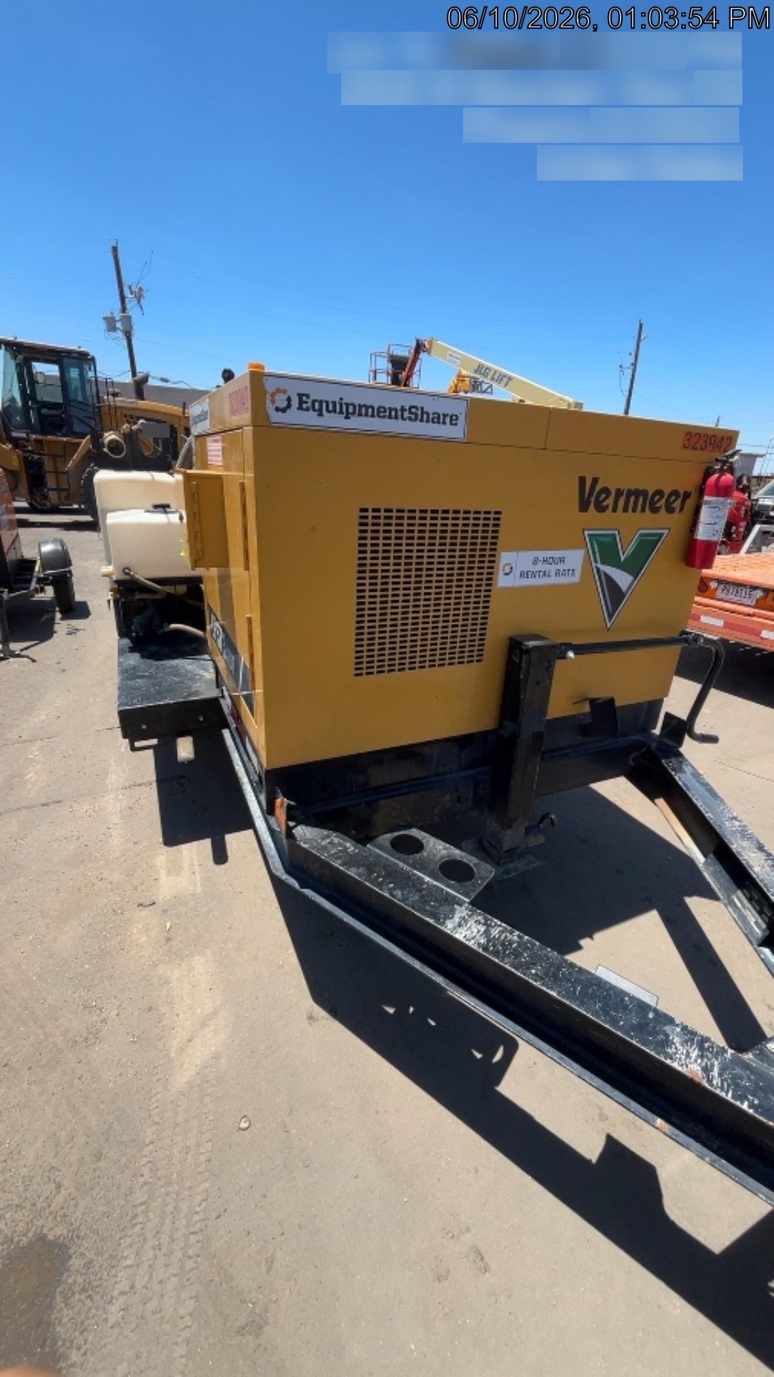 2023 VAC-TRON LP573XDT