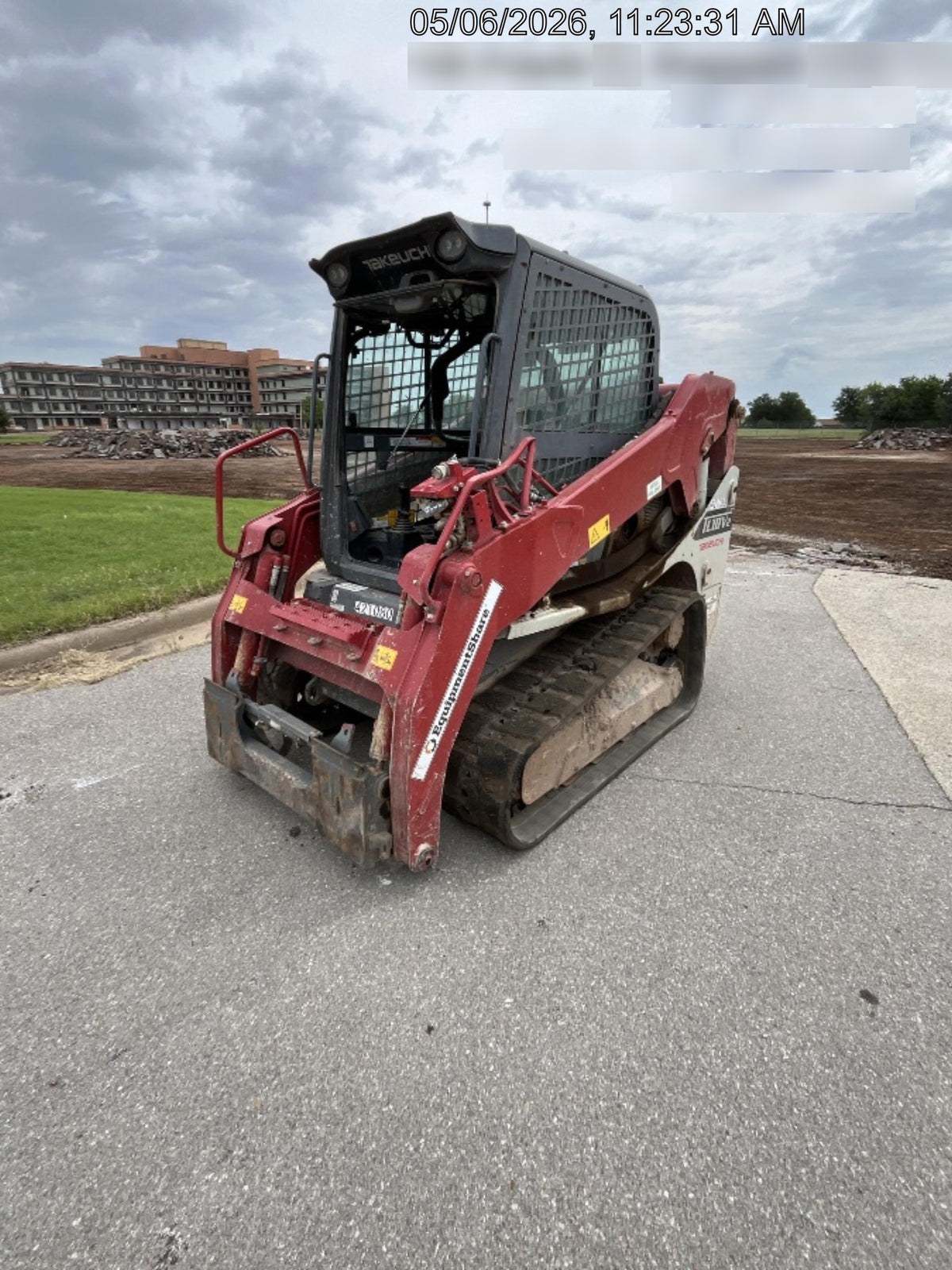 2024 TAKEUCHI TL10V2-CR