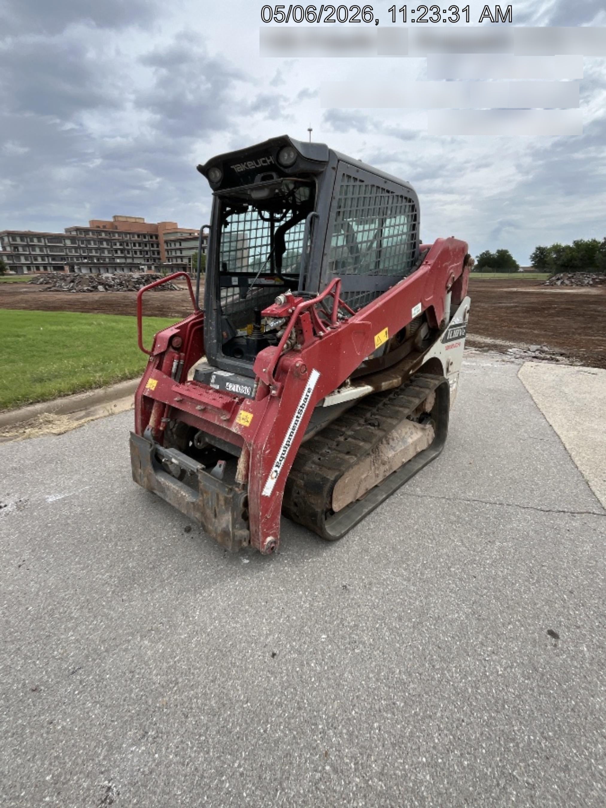 2024 TAKEUCHI TL10V2-CR
