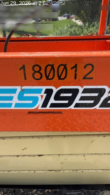 2021 JLG ES1932