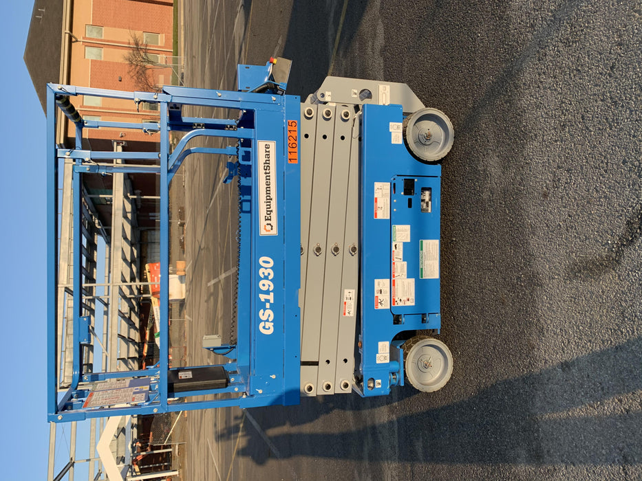 2020 Genie GS-1930 Solid Non Marking Tires, Beacon, Folding rails with half height swing gate