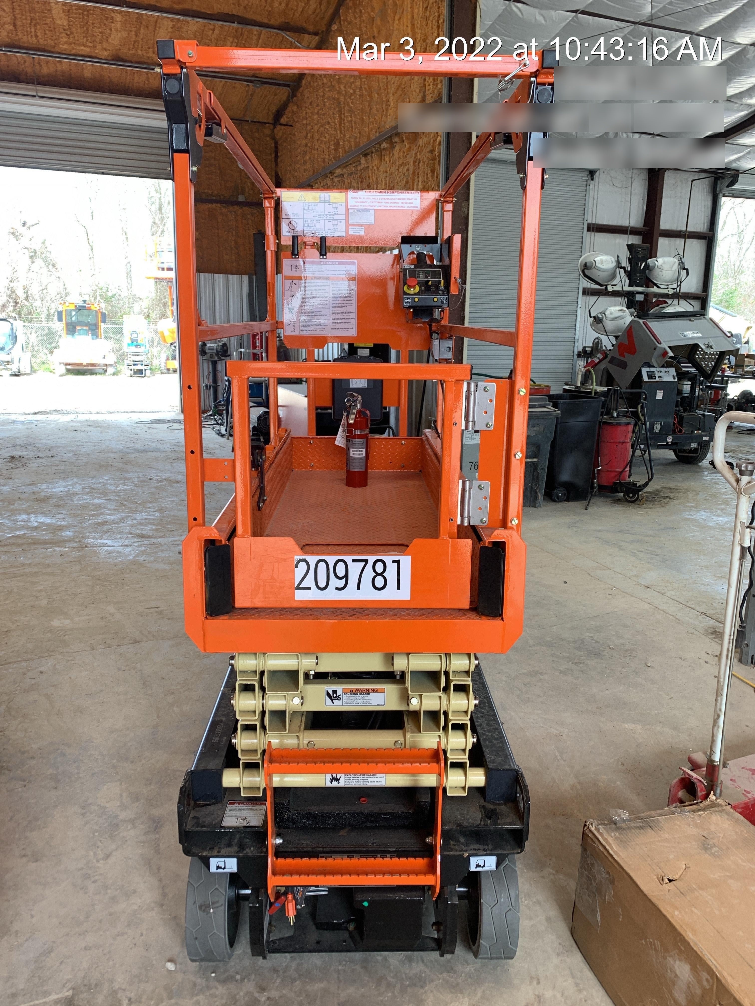 2022 JLG ES1932